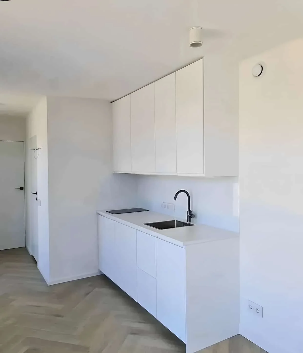 Custom 40ft Shipping Container House - Image 2