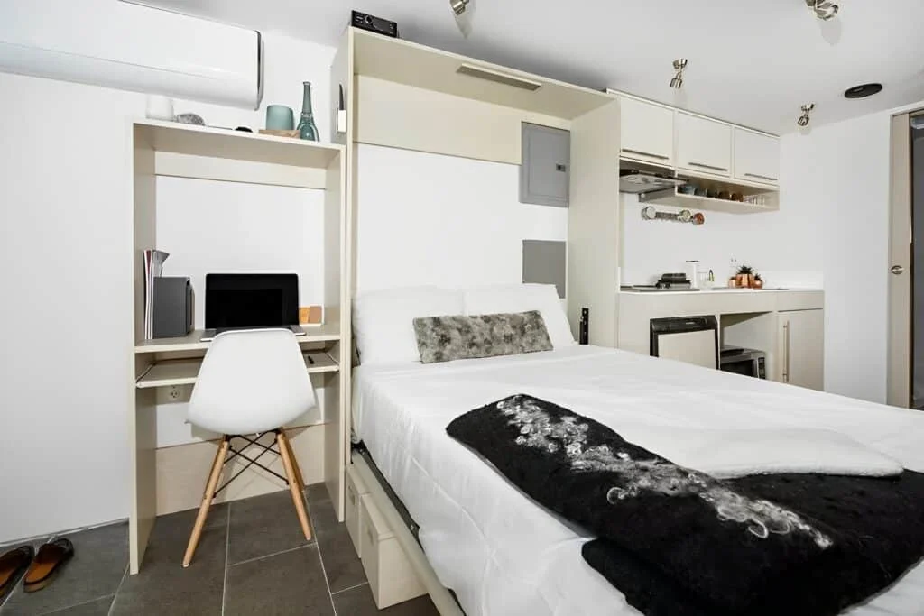 Fully Equipped 20ft Shipping Container Home - Image 4