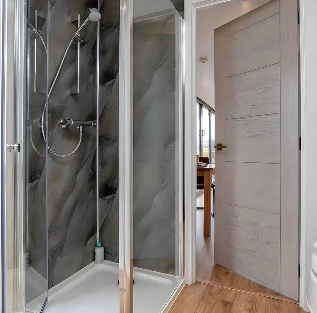 Modern Single-Storey Container House with Spacious Deck, Fully Furnished Portable Tiny Home, Disaster-Resistant Prefab Family House - Image 7